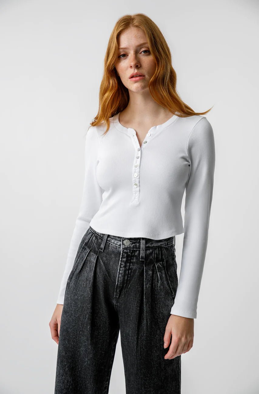 Amo - White Sassy Rib Henley